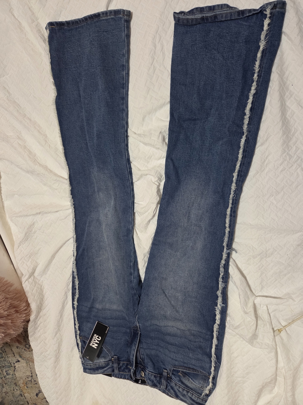Madden Nyc Frayed Side-Seam Bootcut Jeans Sz 12 NWT Mad12-
